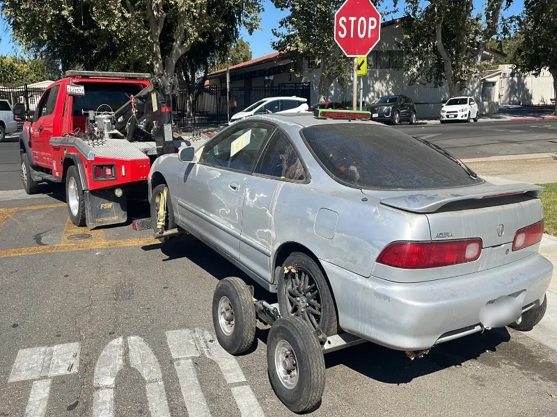 Hollister towing